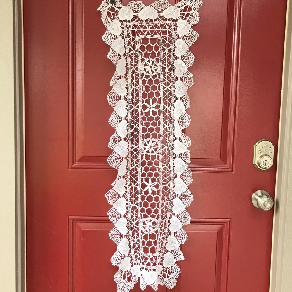 Vintage table runner